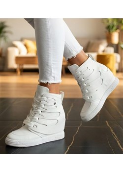 Białe trampki sneakersy na koturnie Seastar /G8-3 14900 T937/ ze sklepu Pantofelek24.pl w kategorii Buty sportowe damskie - zdjęcie 188312326