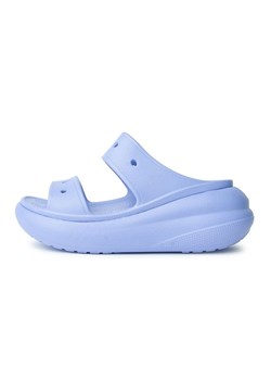 Crocs Klapki "Classic Crush" w kolorze niebieskim ze sklepu Limango Polska w kategorii Klapki damskie - zdjęcie 188327268