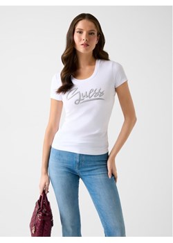 Guess T-Shirt 180524 Biały Classic Fit ze sklepu MODIVO w kategorii Bluzki damskie - zdjęcie 188329685