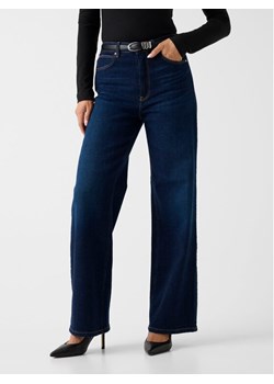 Guess Jeansy 180855 Niebieski Relaxed Fit ze sklepu MODIVO w kategorii Jeansy damskie - zdjęcie 188329717