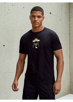 Sinsay - Bawełniana koszulka z nadrukiem - czarny ze sklepu Sinsay w kategorii T-shirty męskie - zdjęcie 188332318