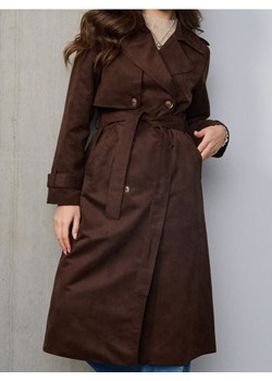 Sinsay - Trencz z imitacji zamszu z paskiem - brązowy ze sklepu Sinsay w kategorii Płaszcze damskie - zdjęcie 188332336