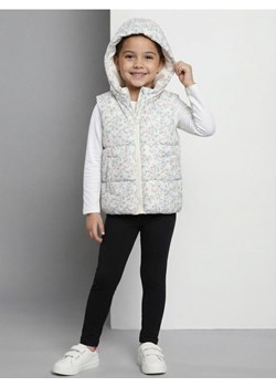 Sinsay - Pikowana kamizelka z kapturem - kremowy ze sklepu Sinsay w kategorii Kamizelki dziewczęce - zdjęcie 188332337