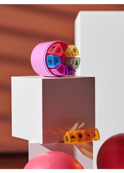 Sinsay - Pojemnik do przechowywania leków - wielobarwny ze sklepu Sinsay w kategorii Pudełka i pojemniki - zdjęcie 188332395