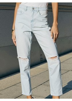 Sinsay - Jeansy mom high waist - niebieski ze sklepu Sinsay w kategorii Jeansy damskie - zdjęcie 188332406