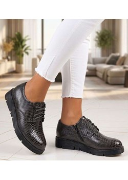 Szare sznurowane dziewczęce półbuty /B3-3 14940 T039/ ze sklepu Pantofelek24.pl w kategorii Półbuty dziecięce - zdjęcie 188334375