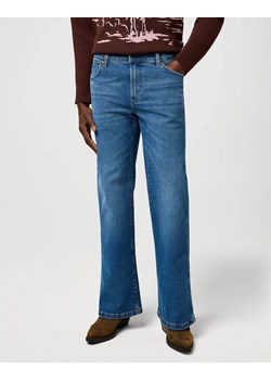 MESKIE SPODNIE WRANGLER LOOSE BOOT SKY BREEZE 112371340 ze sklepu YouNeedit.pl w kategorii Jeansy męskie - zdjęcie 188334808