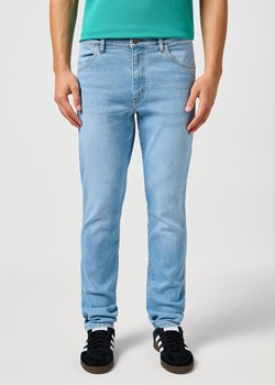 MESKIE SPODNIE WRANGLER LARSTON SUNRISE 112362342 ze sklepu YouNeedit.pl w kategorii Jeansy męskie - zdjęcie 188334809