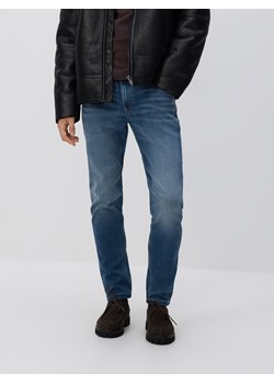 Reserved - Jeansy slim z efektem sprania - niebieski ze sklepu Reserved w kategorii Jeansy męskie - zdjęcie 188335299