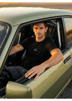 Sinsay - Bawełniana koszulka z haftem - czarny ze sklepu Sinsay w kategorii T-shirty męskie - zdjęcie 188335376