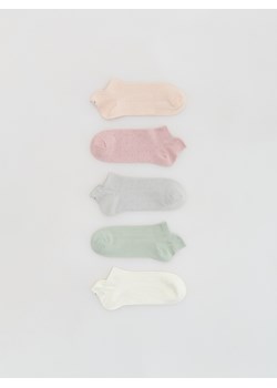 Reserved - Krótkie skarpetki z haftem 5 pac - pastelowy róż ze sklepu Reserved w kategorii Skarpetki damskie - zdjęcie 188338448