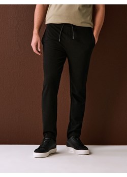 Sinsay - Spodnie dresowe jogger ottoman - czarny ze sklepu Sinsay w kategorii Spodnie męskie - zdjęcie 188339779