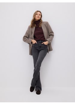 Reserved - Jeansy flare - szary ze sklepu Reserved w kategorii Jeansy damskie - zdjęcie 188350909