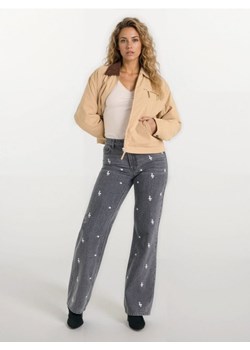 Sinsay - Wiskozowe body z dekoltem V - kremowy ze sklepu Sinsay w kategorii Bluzki damskie - zdjęcie 188353866