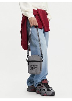 Reebok Saszetka RBK-010-CCC-06 Szary ze sklepu MODIVO w kategorii Torby męskie - zdjęcie 188354706