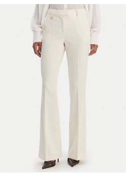 Fracomina Spodnie materiałowe FR26SVA004W42901 Écru Regular Fit ze sklepu MODIVO w kategorii Spodnie damskie - zdjęcie 188355095