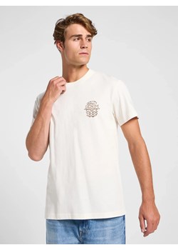 MESKA KOSZULKA LEE RELAXED TEE ECRU 112364544 ze sklepu YouNeedit.pl w kategorii T-shirty męskie - zdjęcie 188357229