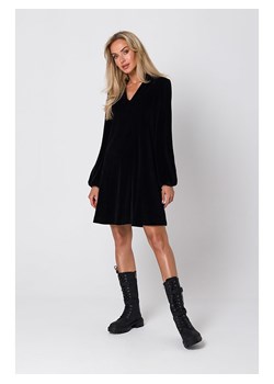 made of emotion Aksamitna sukienka w kolorze czarnym ze sklepu Limango Polska w kategorii Sukienki - zdjęcie 188358167