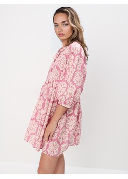 Mohito - Różowa sukienka plażowa - różowy ze sklepu Mohito w kategorii Sukienki - zdjęcie 188360455