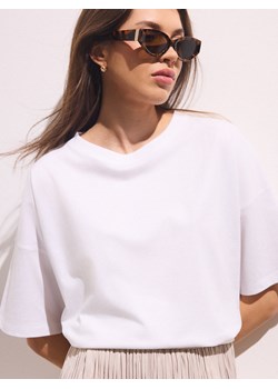 Mohito - Bawełniany t-shirt - biały ze sklepu Mohito w kategorii Bluzki damskie - zdjęcie 188360566