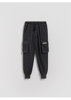Reserved - Bawełniane joggery cargo - ciemnoszary ze sklepu Reserved w kategorii Spodnie chłopięce - zdjęcie 188360876