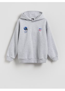 Reserved - Bawełniana bluza NFL - jasnoszary ze sklepu Reserved w kategorii Bluzy chłopięce - zdjęcie 188360965
