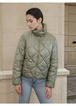 Sinsay - Pikowana kurtka ze stójką - zielony ze sklepu Sinsay w kategorii Kurtki damskie - zdjęcie 188361939