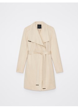 Mohito - Zielony płaszcz z wiązaniem - beżowy ze sklepu Mohito w kategorii Płaszcze damskie - zdjęcie 188373188