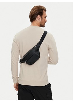 Nerka BOSS Ray 50523434 Czarny ze sklepu eobuwie.pl w kategorii Nerki - zdjęcie 188376107