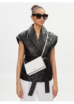 Torebka MICHAEL Michael Kors Jet Set 32S4SJ6C6L Biały ze sklepu eobuwie.pl w kategorii Listonoszki - zdjęcie 188376109