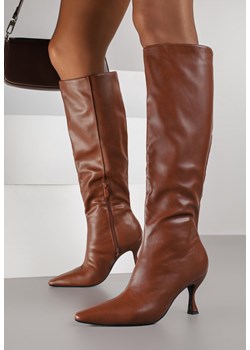 Brązowe Kozaki Vices na Kaczuszce z Marszczoną Cholewką Miozea ze sklepu born2be.pl w kategorii Kozaki damskie - zdjęcie 188377825