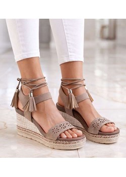 Sandały na koturnie i platformie Khaki /G2-3 14059 S290/ ze sklepu Pantofelek24.pl w kategorii Sandały damskie - zdjęcie 188380258