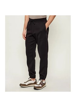Armani Exchange Spodnie dresowe | Regular Fit ze sklepu Gomez Fashion Store w kategorii Spodnie męskie - zdjęcie 188386855