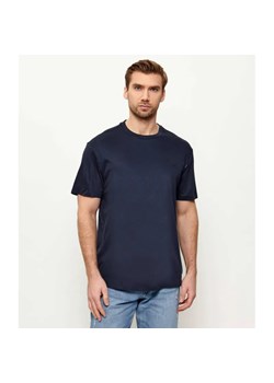 GUESS T-shirt | Regular Fit | z dodatkiem jedwabiu ze sklepu Gomez Fashion Store w kategorii T-shirty męskie - zdjęcie 188386927