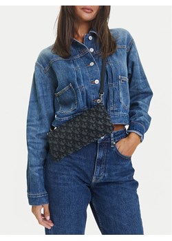 Torebka Calvin Klein Jeans Logo Jacquard Sophie Top Zip LV04K3183G Czarny ze sklepu eobuwie.pl w kategorii Kopertówki - zdjęcie 188404915
