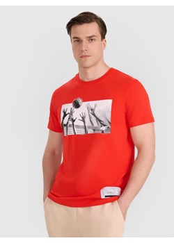 Męski t-shirt z nadrukiem 4F 4FRAW25TTSHM3319 - czerwony ze sklepu Sportstylestory.com w kategorii T-shirty męskie - zdjęcie 188406085