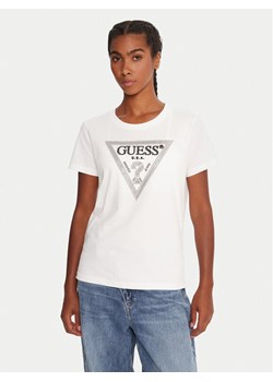 Guess T-Shirt W5BI18 I3Z14 Biały Regular Fit ze sklepu MODIVO w kategorii Bluzki damskie - zdjęcie 188406647
