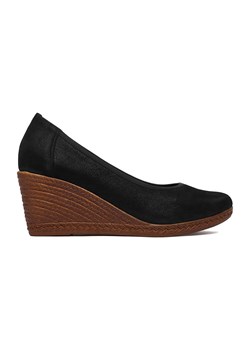 Półbuty Lasocki CEO-WI23-2188-10 ze sklepu ccc.eu w kategorii Czółenka - zdjęcie 188407035