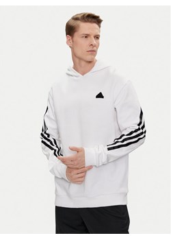 adidas Bluza Future Icons 3-Stripes Hoodie IC6720 Biały Regular Fit ze sklepu MODIVO w kategorii Bluzy męskie - zdjęcie 188419178