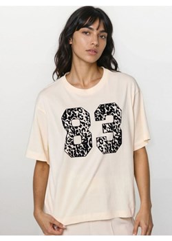 Sinsay - Bawełniana koszulka z napisem - kremowy ze sklepu Sinsay w kategorii Bluzki damskie - zdjęcie 188426079