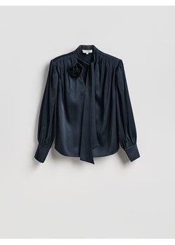 Reserved - Bluzka z ozdobnym wiązaniem - granatowy ze sklepu Reserved w kategorii Bluzki damskie - zdjęcie 188431459