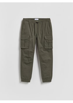Reserved - Spodnie jogger cargo - ciemnozielony ze sklepu Reserved w kategorii Spodnie męskie - zdjęcie 188432766
