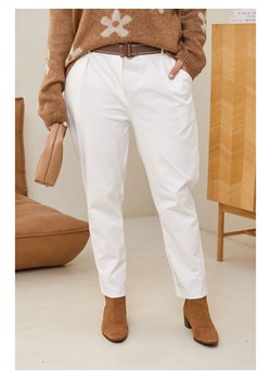 Curvy Lady Spodnie w kolorze białym ze sklepu Limango Polska w kategorii Spodnie damskie - zdjęcie 188437058