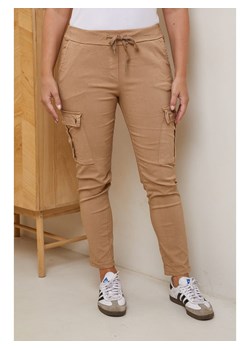 Curvy Lady Bojówki w kolorze jasnobrązowym ze sklepu Limango Polska w kategorii Spodnie damskie - zdjęcie 188437178