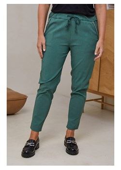Curvy Lady Spodnie w kolorze ciemnozielonym ze sklepu Limango Polska w kategorii Spodnie damskie - zdjęcie 188437547