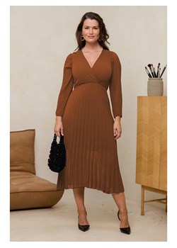 Curvy Lady Sukienka w kolorze jasnobrązowym ze sklepu Limango Polska w kategorii Sukienki - zdjęcie 188437627