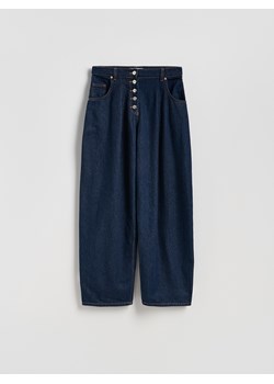 Reserved - Jeansy barrel z zakładkami - granatowy ze sklepu Reserved w kategorii Jeansy damskie - zdjęcie 188446287