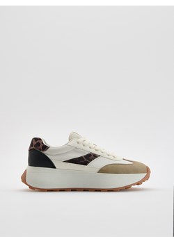 Reserved - Sneakersy z kontrastowymi elementami - wielobarwny ze sklepu Reserved w kategorii Buty sportowe damskie - zdjęcie 188460255