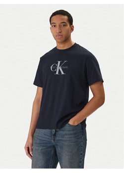 Calvin Klein Jeans T-Shirt Hero Monologo LV04RB862G Granatowy Regular Fit ze sklepu MODIVO w kategorii T-shirty męskie - zdjęcie 188474108