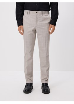 Reserved - Spodnie slim fit w kratę - beżowy ze sklepu Reserved w kategorii Spodnie męskie - zdjęcie 188475259